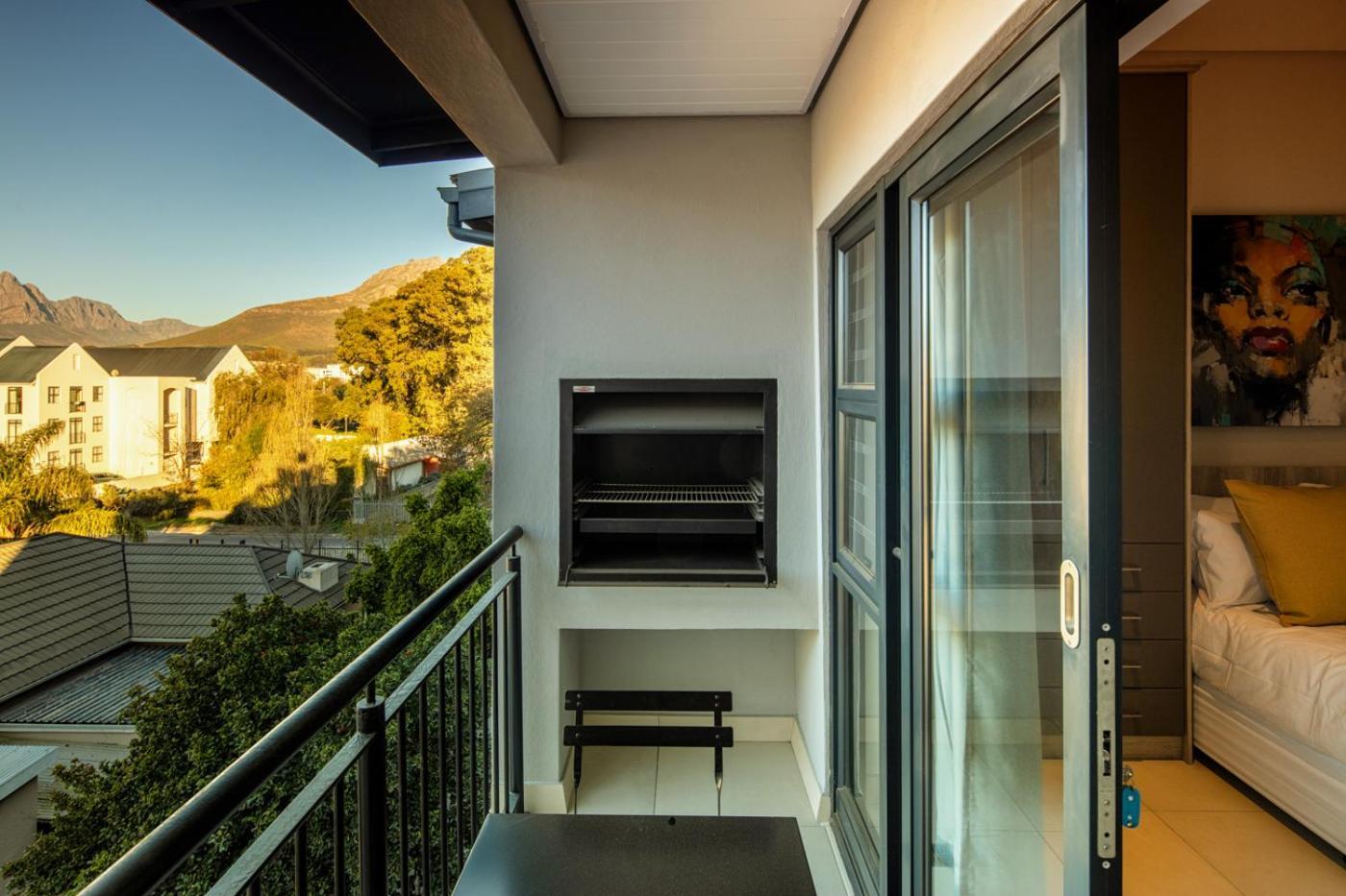 The Den Apartments By Raw Africa Collection Stellenbosch Ngoại thất bức ảnh